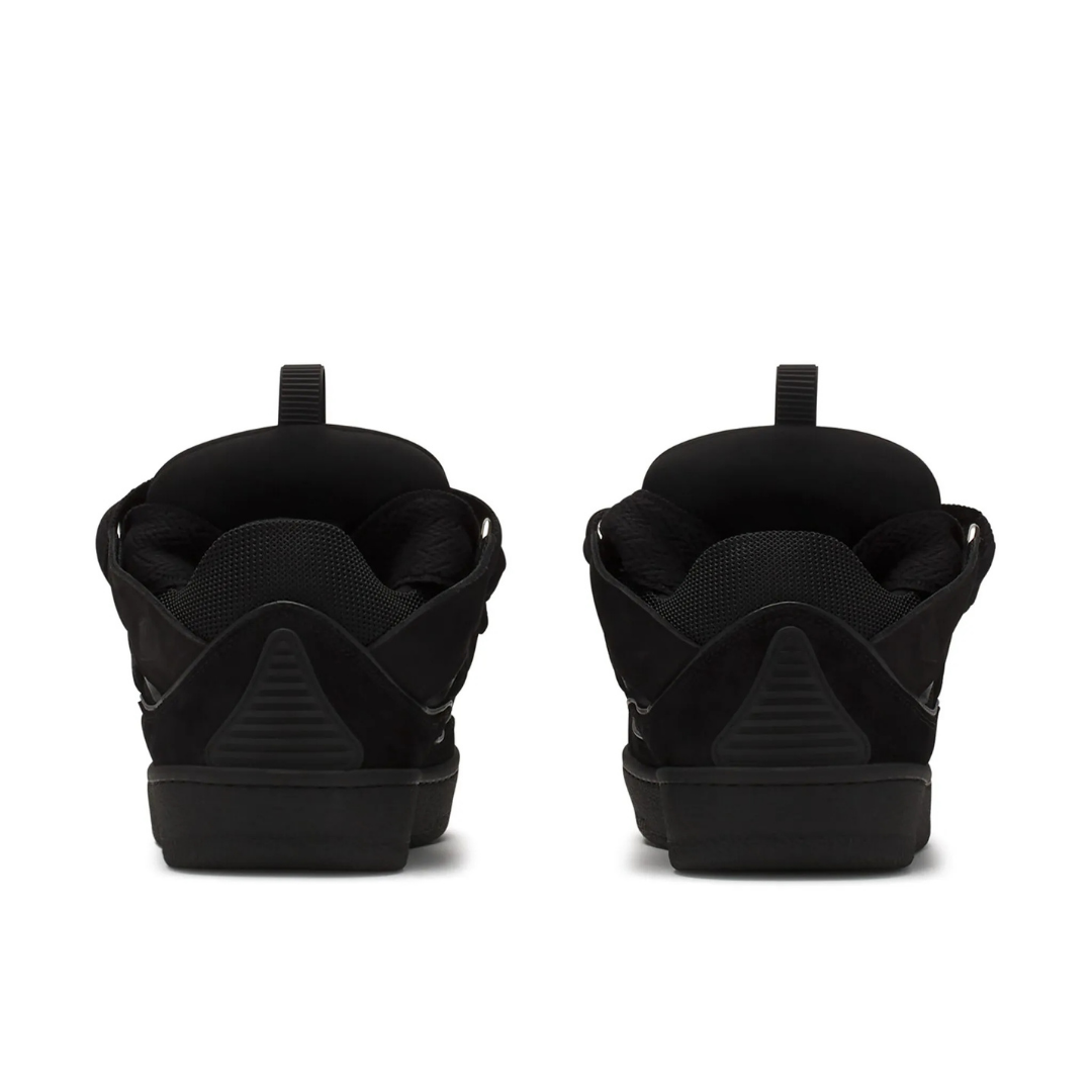 Curb Triple Black