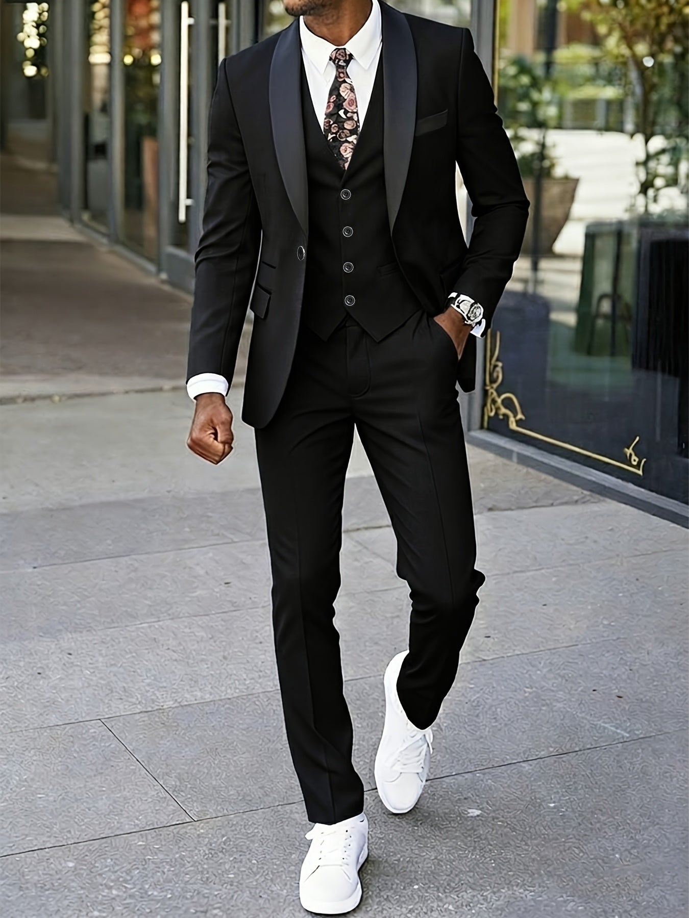Caldris | Men’s Three-Piece Suit with tailored fit and modern smart style