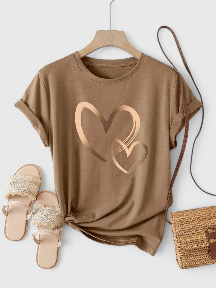 Ivy | Women's Relaxed Fit Heart Graphic T-Shirt