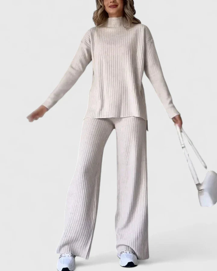 Mia | Women's Chic Two-Piece Set with Slit Design