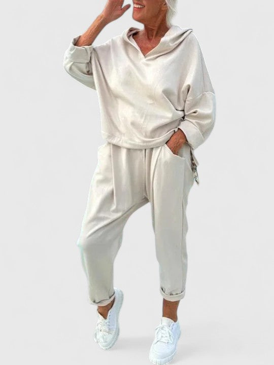 Samantha | Women's Comfortable Hooded Sweatshirt Set