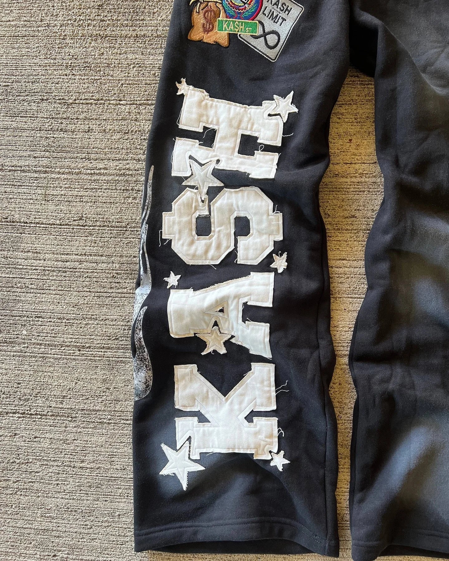 KASH CLOUD Sweatpants