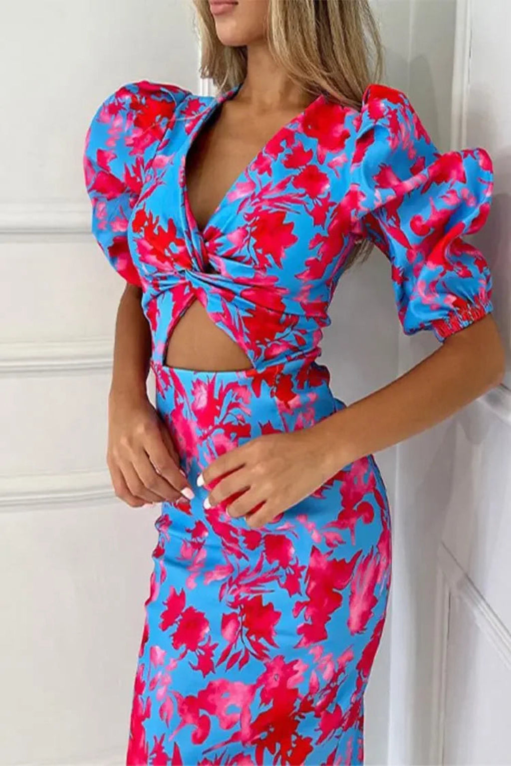 Lorraine | Women's Floral Twist Front Midi Dress