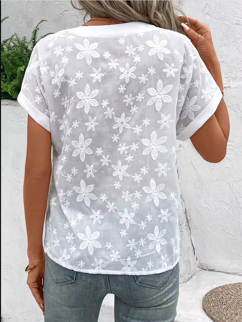 Lila | Casual Floral Button-Up Blouse