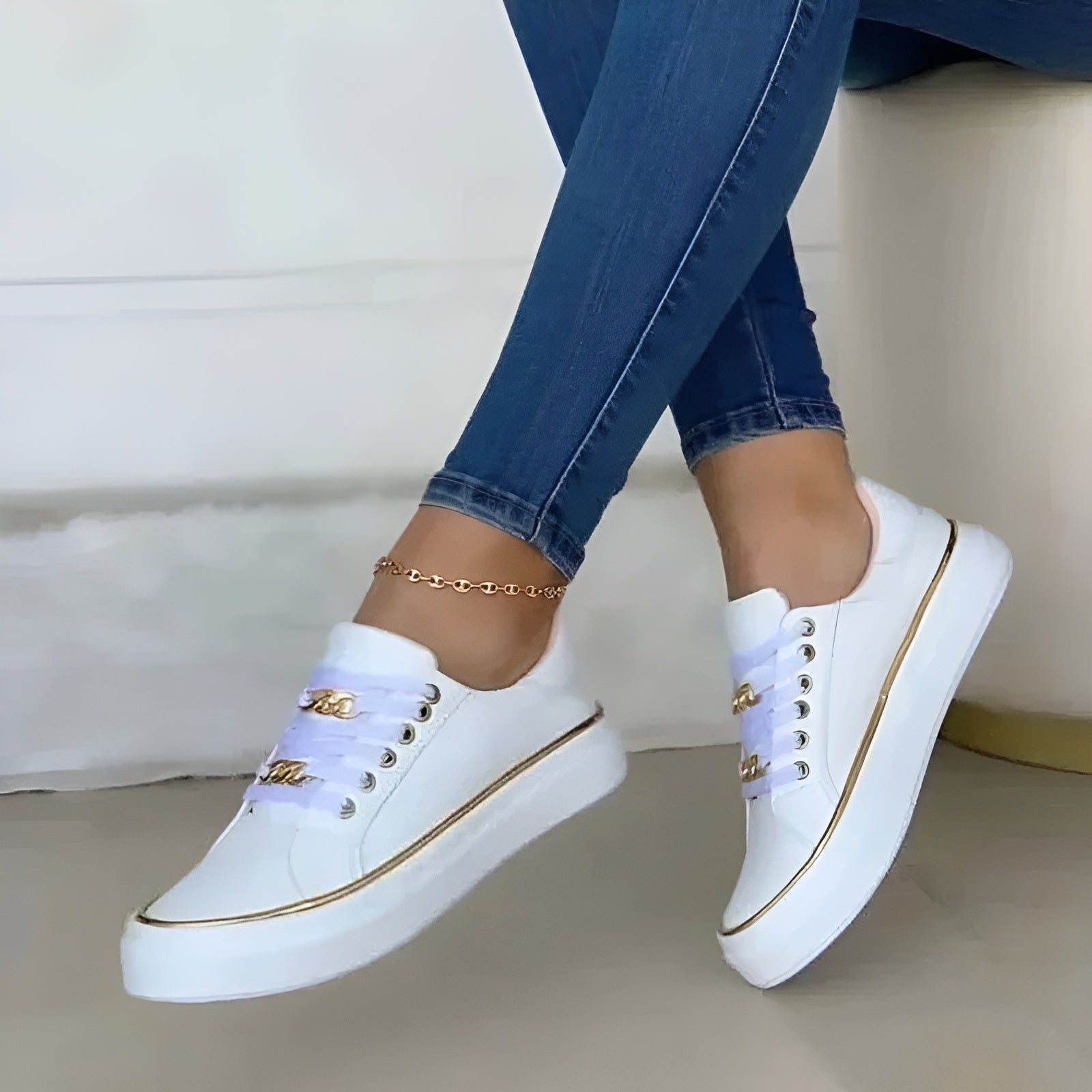 Alexya | Metallic Accent Lace-Up Sneaker